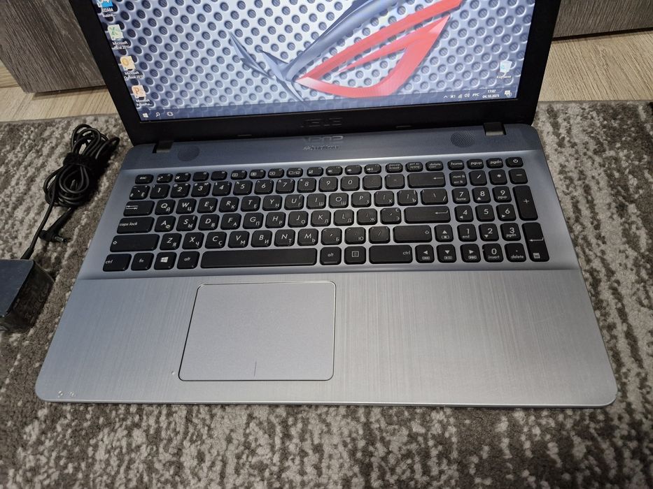 Ноутбук Asus R541S+Celeron N3060+2Гб+1000ГБ HDD *Рабочий ноутбук*.