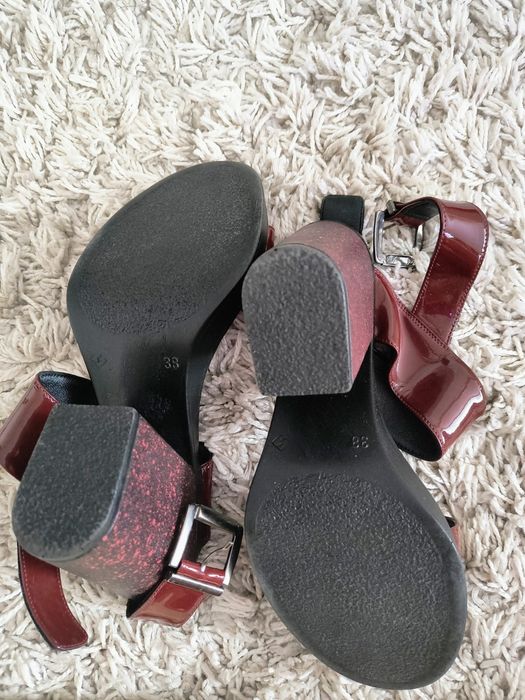 Босоніжки Guero 38 розмір