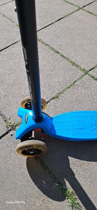 Hulajnoga enero trójkołowa