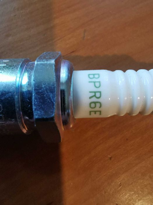 Świeca zapłonowa NGK V-LINE 02 BPR6E 2268