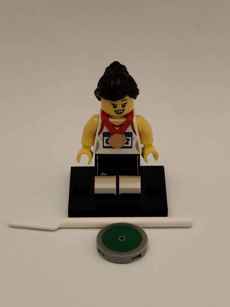 Minifigurka LEGO CMF 20 Atletka