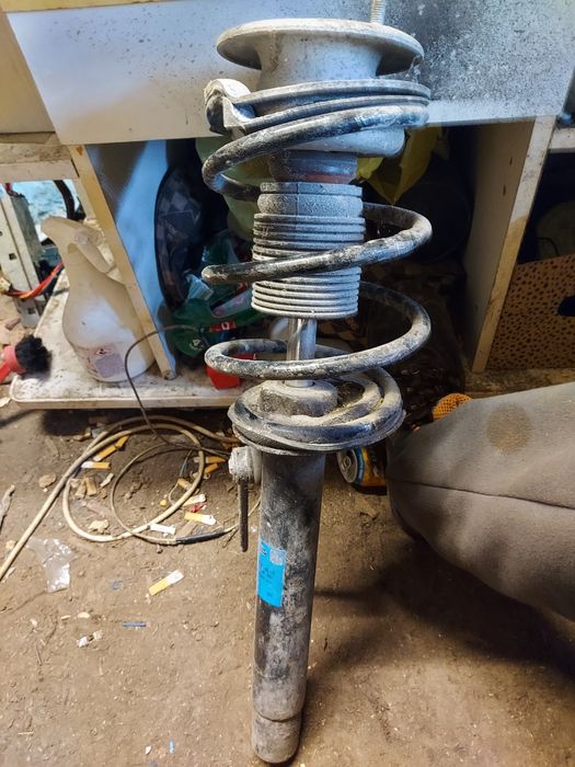 Amortyzator przód bmw e46