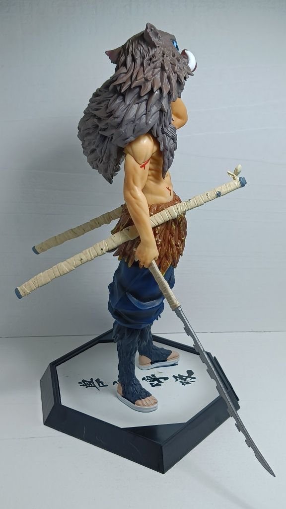 Figurka Anime Demon Slayer - Inosuke Hashibira 30 cm.
