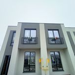 Продаж таунхаусу в новому ЖК закритого типу