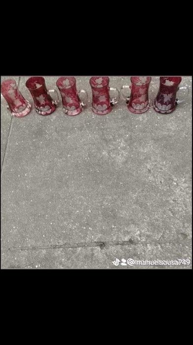 Vendo estas canecas muitas bonitas bom estado