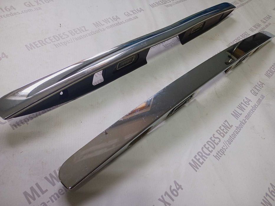 Хромована планка підсвітки номера кришкі багажника ML W164 GL X164