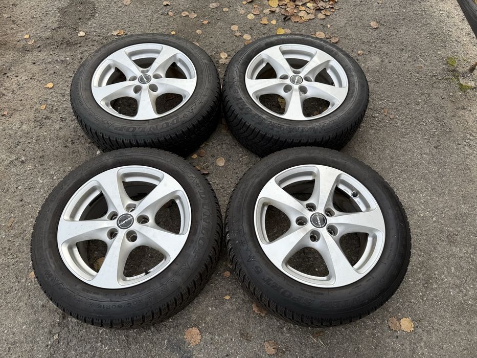 Felgi aluminiowe 5x105 z oponami zimowymi 205/60R16 Opel Astra J ET40