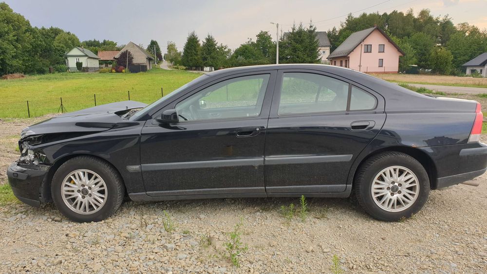Wszystkie części do Volvo S60 2003 rok 2,4 benzyna kolor 452-46 TANIO!