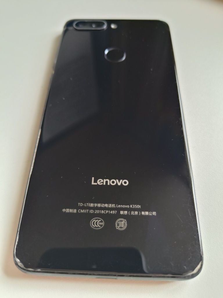 Смартфон Lenovo K5 3/32GB Black