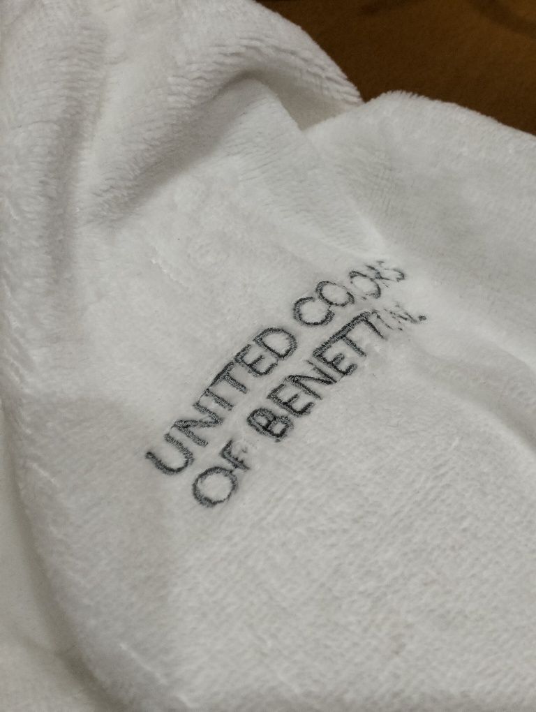 Roupão branco da BENETTON, unissexo