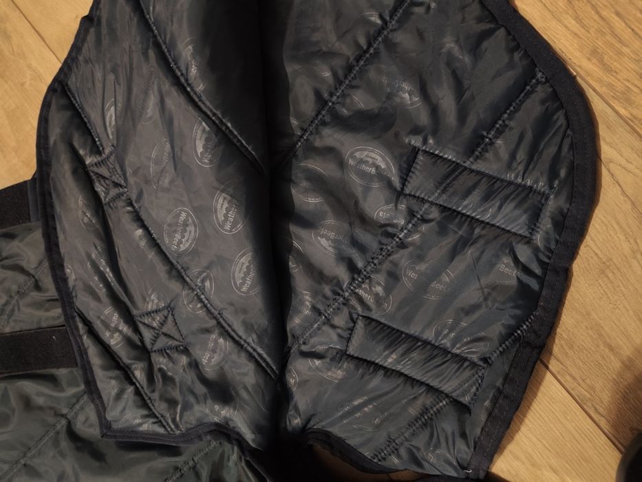 Derka stajenna z kapturem Weatherbeeta 135 cm