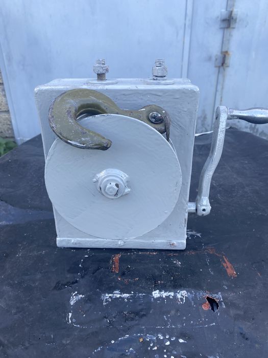 Лебідка ручна червячна