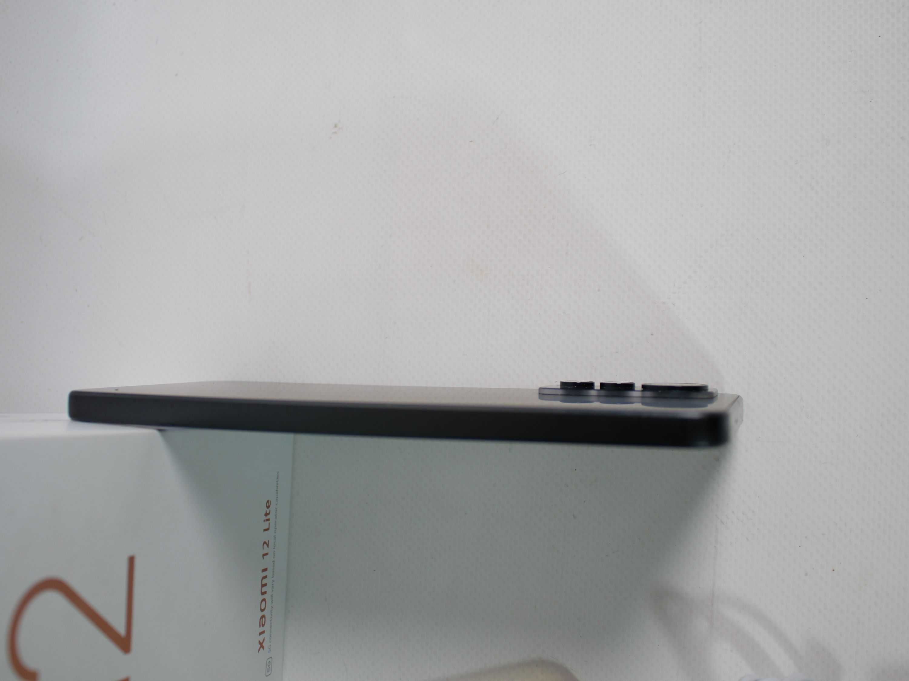 Xiaomi Mi 12 Lite 6+2/128 з нюансом