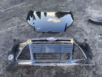 Передний бампер / усилитель / телевизор / Ford Focus mk3 2011-2014