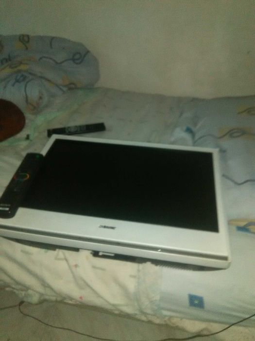 tv pequena sony bravia