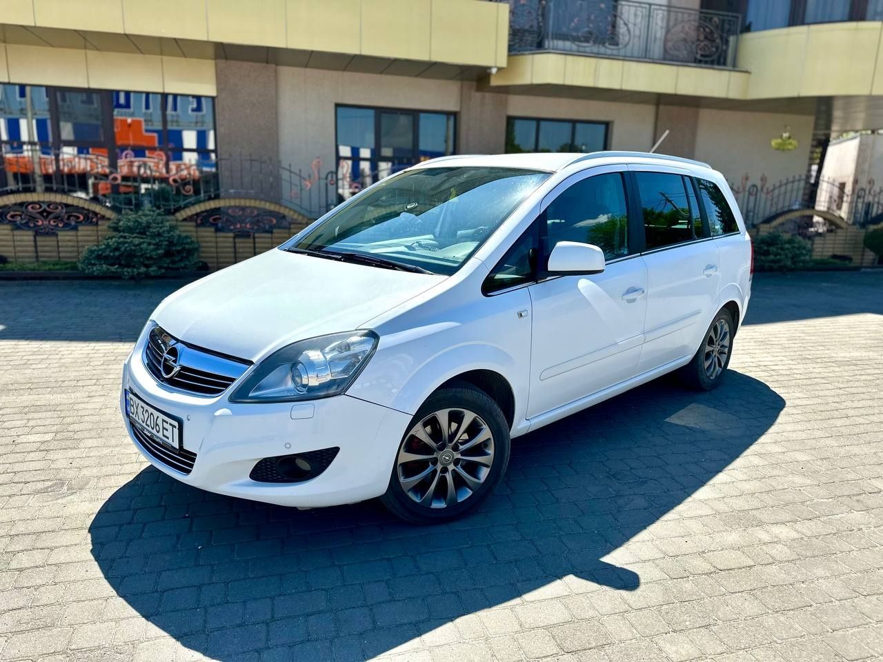 Opel Zafira B (рестайлінг)
