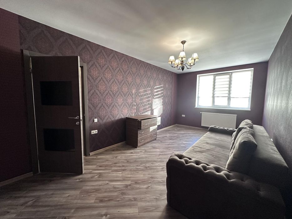 Продам 2 кім.кв в центрі.Заходь та живи!