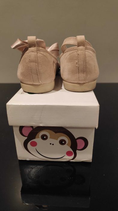 Sabrinas de camurça para meninas Pisamonas