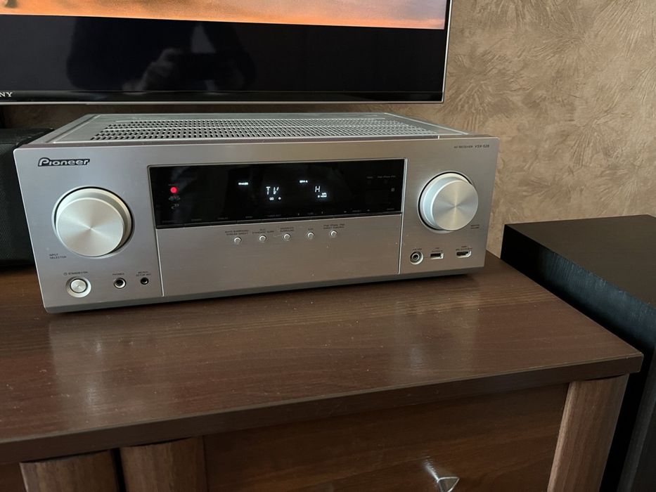 4K Ultra HD 5.1 AV-ресивер Pioneer VSX-528