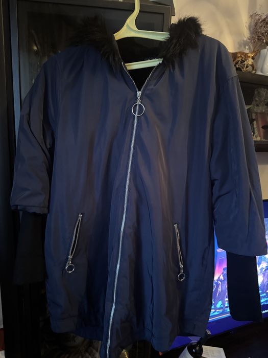 Парка жіноча темно синя
