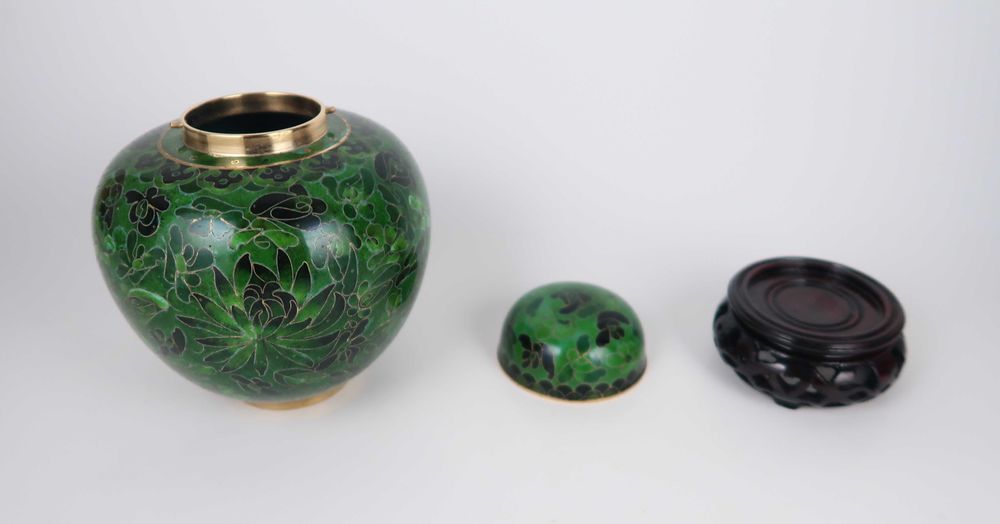 Urna Chinesa em cloisonné verde