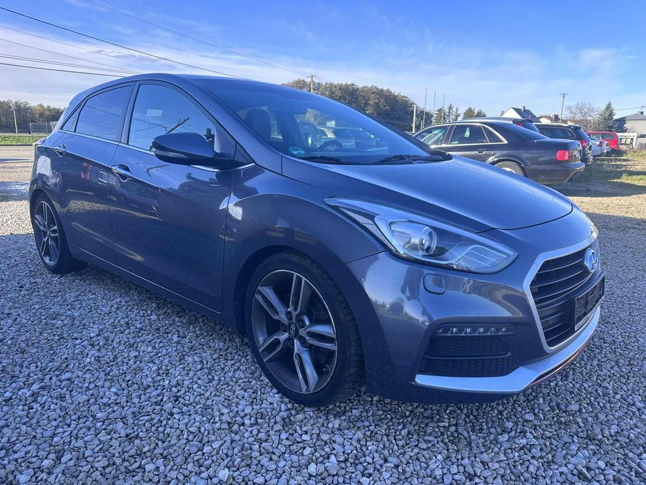 Hyundai i30 1,6 Turbo 186 KM ! Panorama Dach ! Nawigacja ! Kamera !