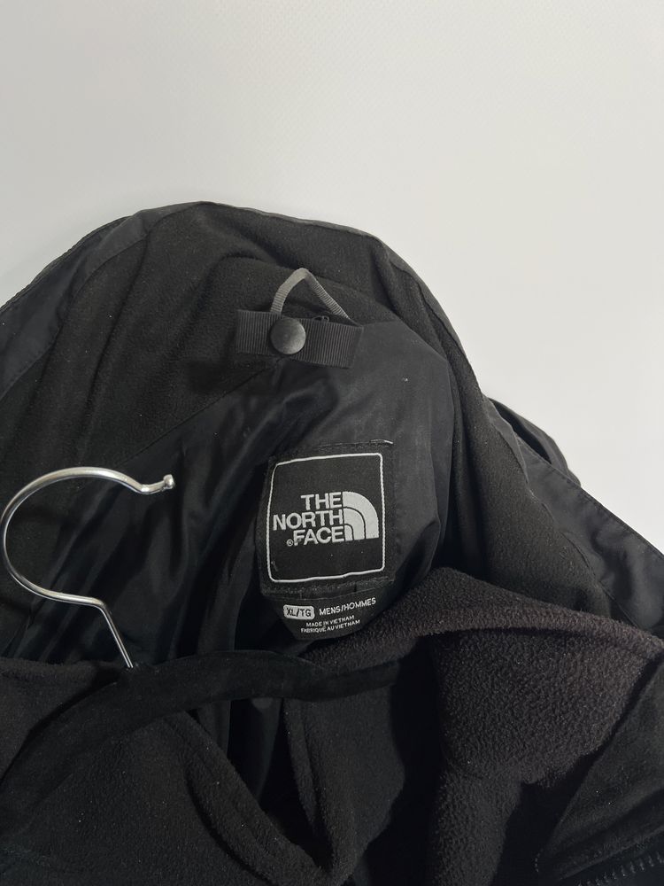 Куртка The North Face HyVent