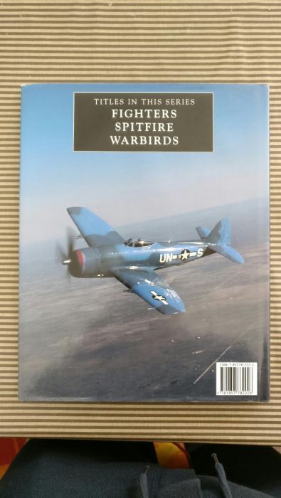 Warbirds livro sobre aviação militar