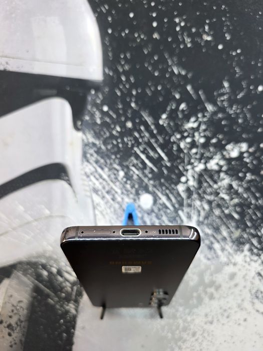 Samsung S23 Black 256 gb 
Телефон в нормальному стані ,