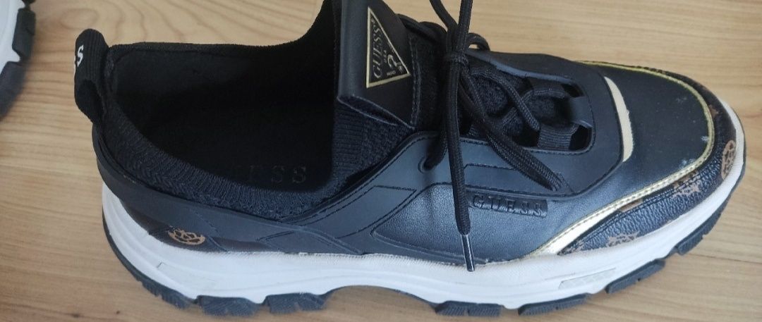 Buty obuwie adidasy sneakersy Guess r. 41.  26,5 cm jak nowe