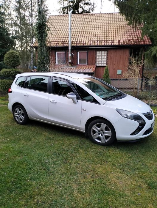 Opel Zafira Opel Zafra C Turer 1.4 Turbo 140KM zadbany