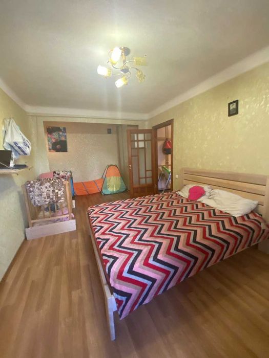 Продаж 1 к. кв. з сучасним ремонтом в районі Одеській