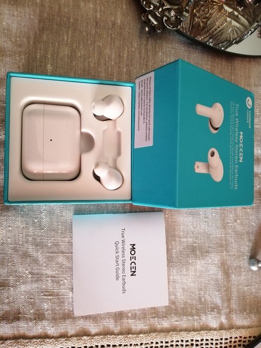 Earbuds como novos