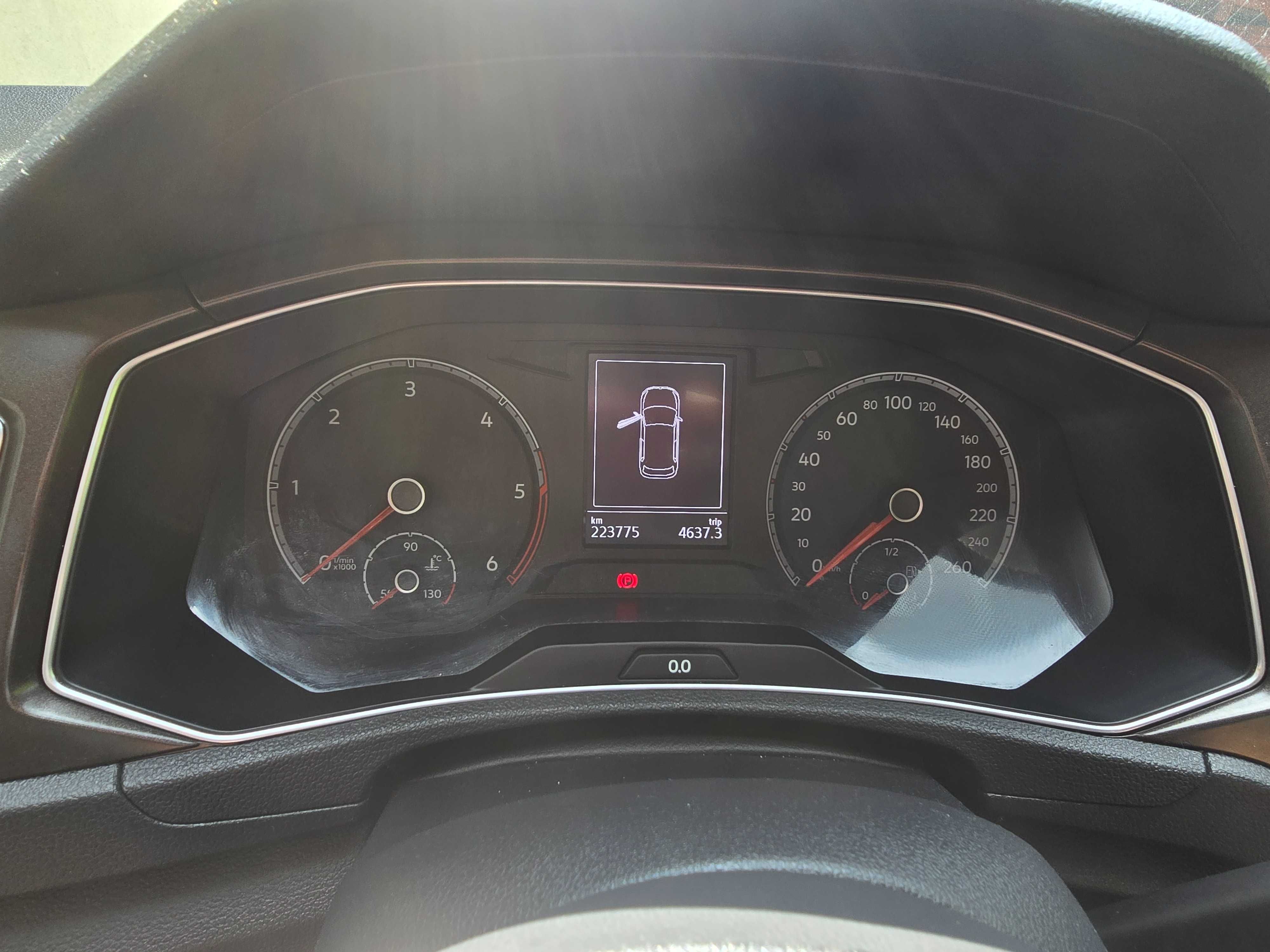 Volkswagen T-ROC 2019R, 1,6TDI 115KM