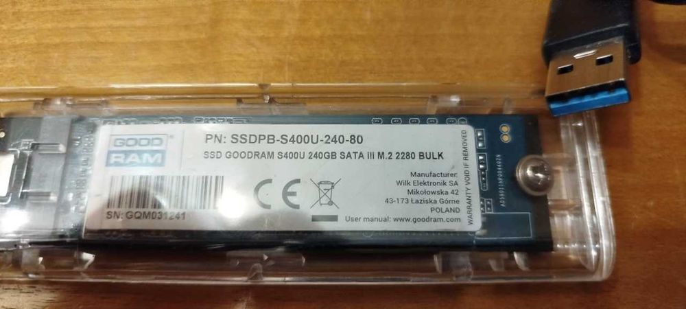 Dysk SSD M.2 SATA III 240GB GOODRAM w kieszeni + kabel USB 3.0