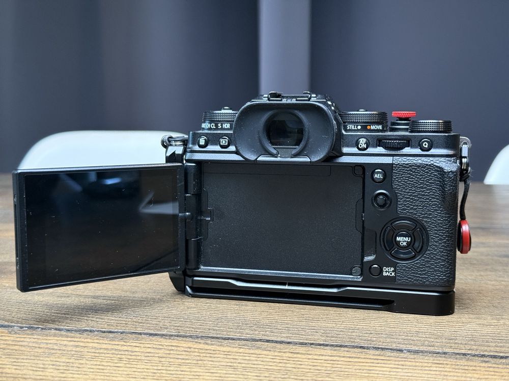 Pack Fujifilm X-T4 + lentes 16-80mm + 35mm + 56mm