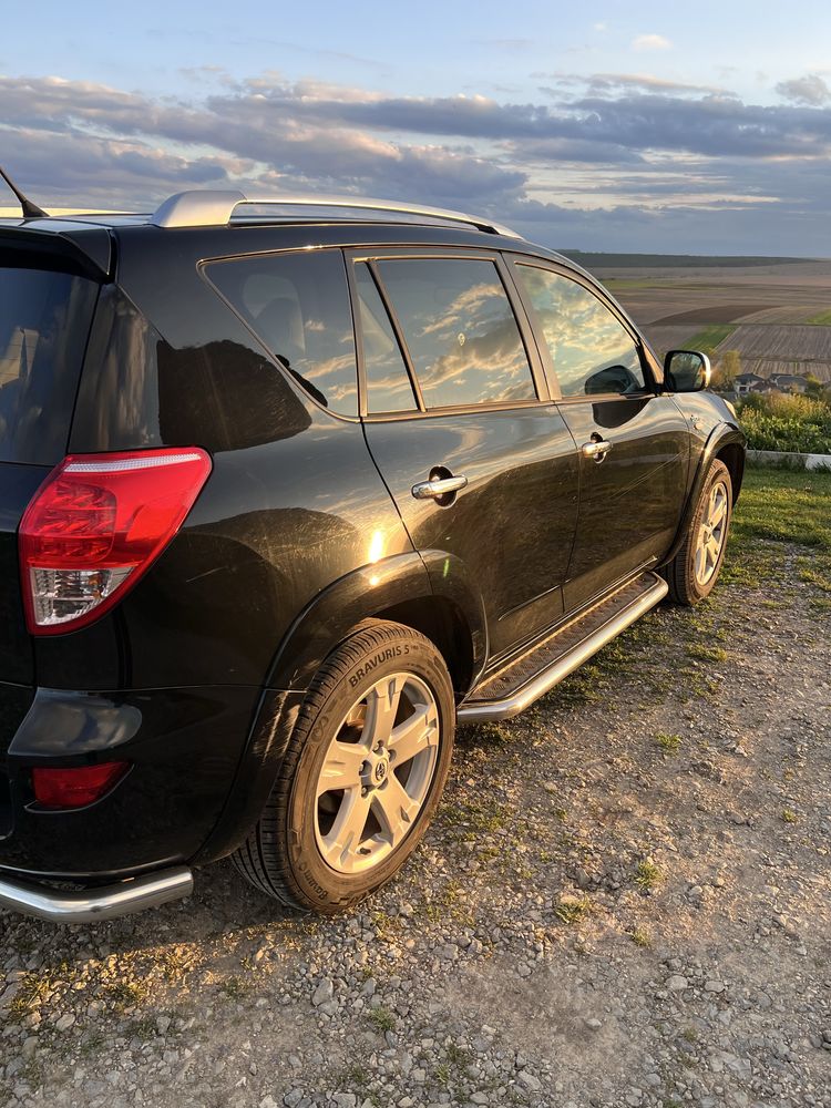 Автомобіль