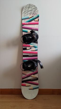 Snowboard Drake Charm 146cm + wiązania Drake Queen