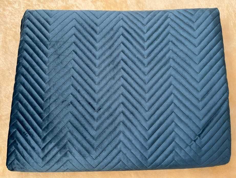 Narzuta na łóżko 170x210 niebieska Welwet Pikowana Jodełka