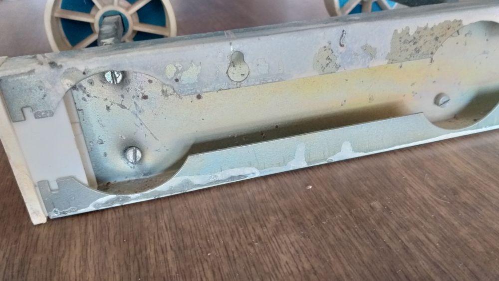 Вішалка для одягу