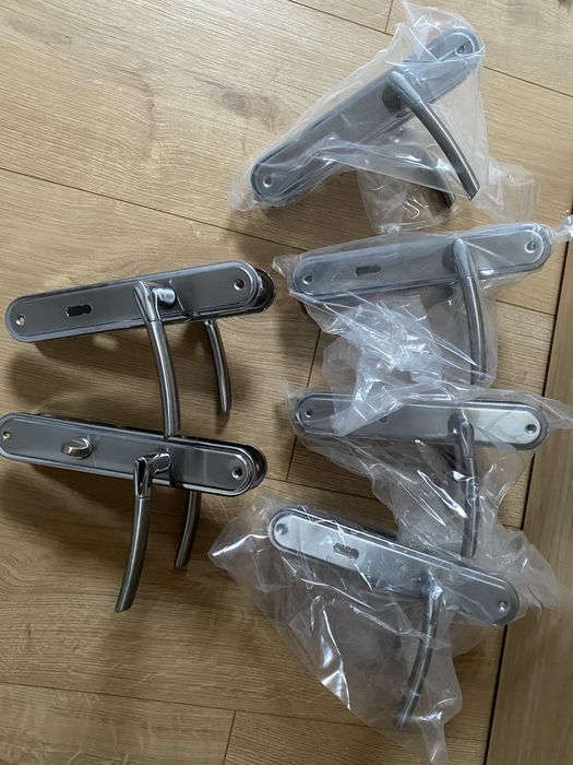 Klamka szyld klucz x 5 WC x1