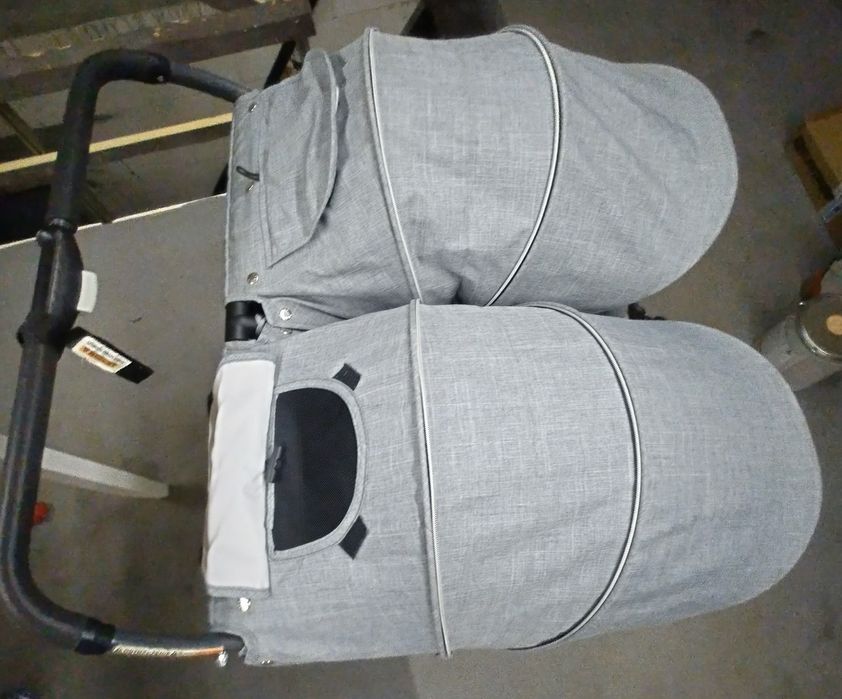 Wózek bliźniaczy dla bliźniaków Valco Snap Duo Sport  70 cm, 12,7 kg