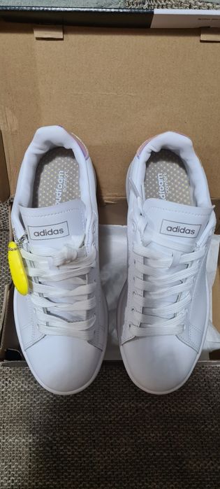 Nowe buty Adidas 41 1/3 Wkładka 25cm