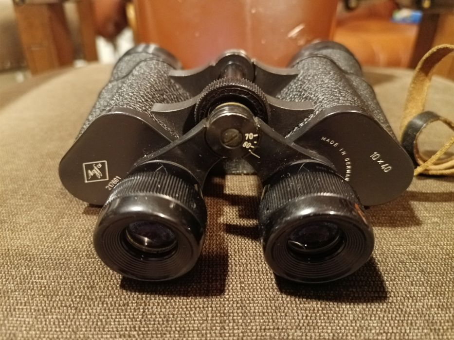 Ładna, solidna i użyteczna stara niemiecka lornetka AGFA 10x40 z etui