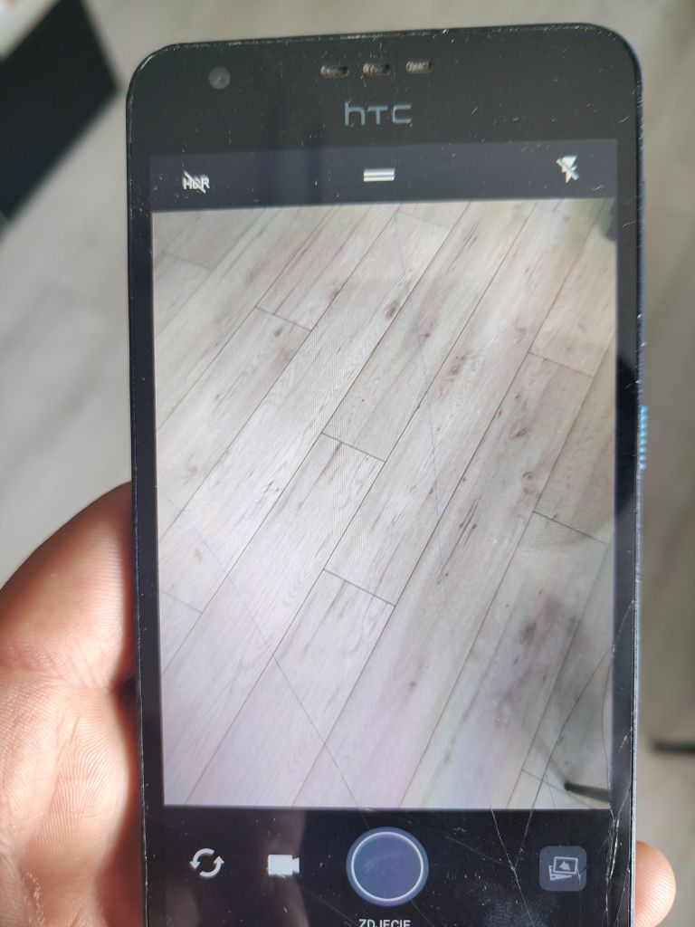 Telefon smartfon HTC desire 825