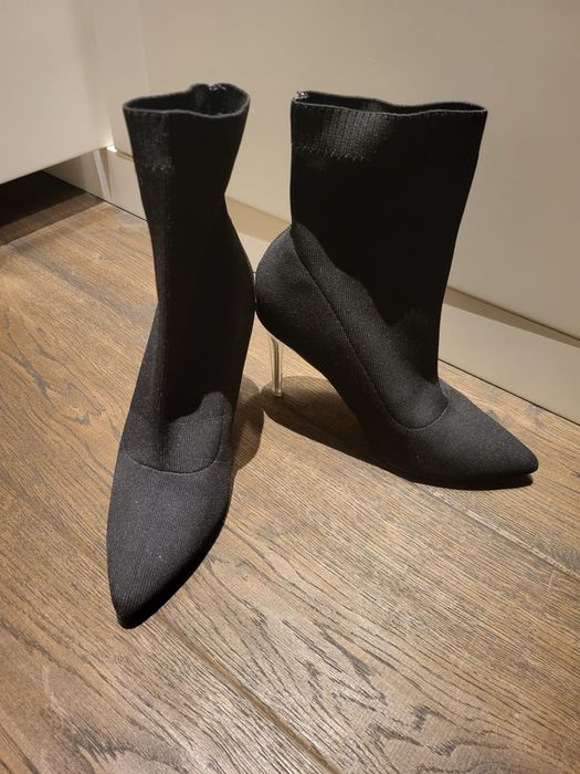 buty na obasie eleganckie