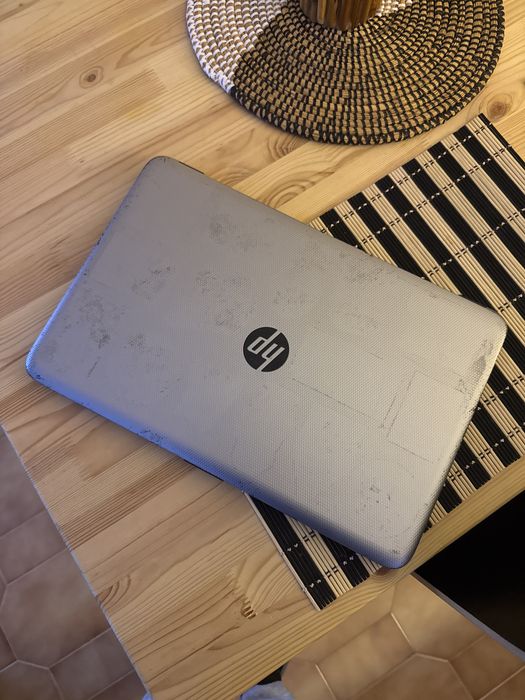 HP Pavilion 15-ac120np – Avariado / Para Peças