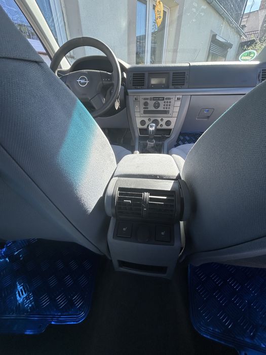 Sprzedam opel vectra c 1.8 benzyna