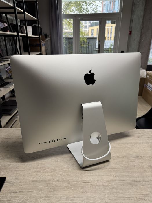 Apple iMac 2019 27 5K i9 40GB RAM 512GB SSD AMD 8GB моноблок