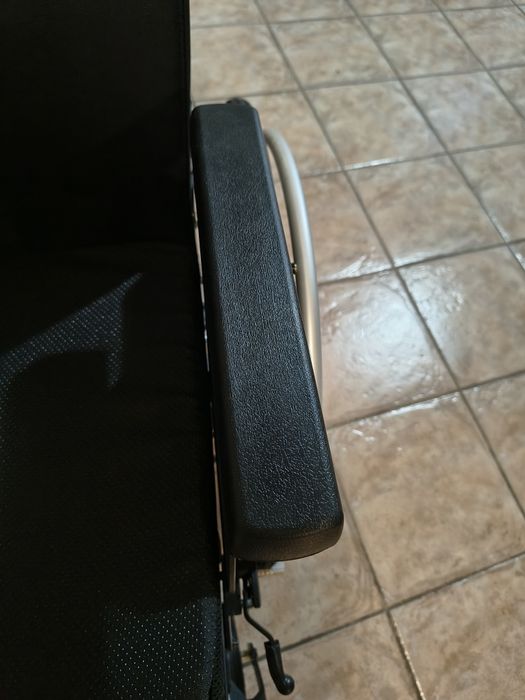 Nowy wózek inwalidzki